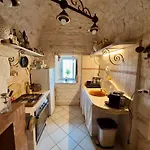 Sto Al Trullo - Historic Trullo With Private Jacuzzi And Sauna 빌라 치스테르니노
