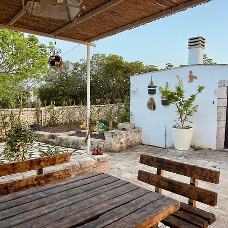 Historic Trullo With Private Jacuzzi And Sauna Villa