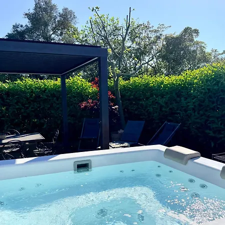 Sto Al Trullo - Historic Trullo With Private Jacuzzi And Sauna * Cisternino