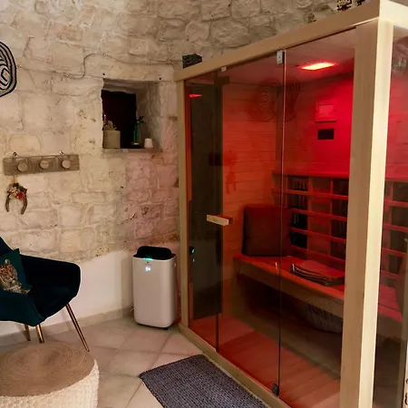Sto Al Trullo - Historic Trullo With Private Jacuzzi And Sauna Villa
