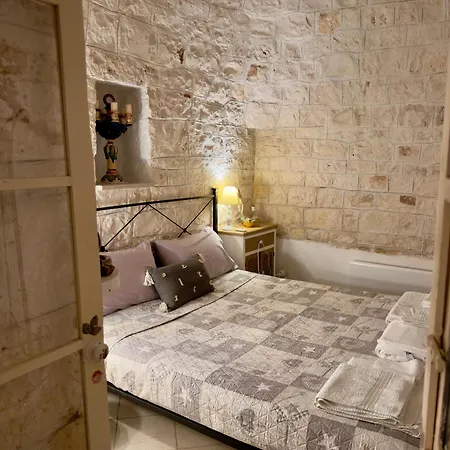 Villa Sto Al Trullo - Historic Trullo With Private Jacuzzi And Sauna Cisternino